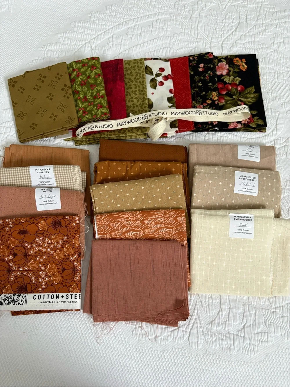Designer fabric bundle fat quarters Maywood studios 100% cotton quilting lot 20